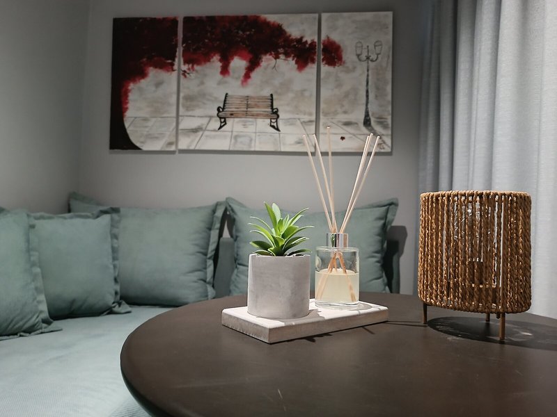 Elizabeth Queen Luxuxy Rooms 20 - Conference Room