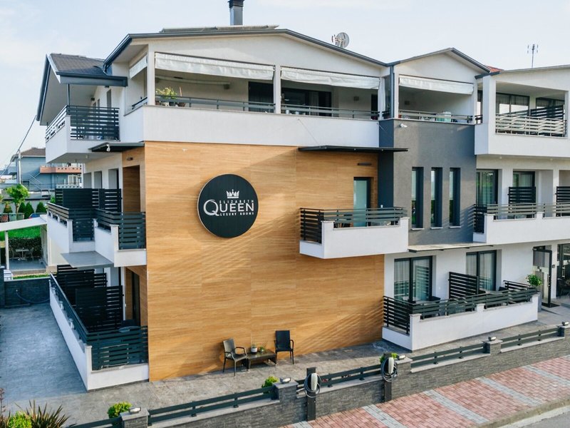 Elizabeth Queen Luxuxy Rooms 1