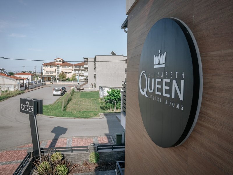 Elizabeth Queen Luxuxy Rooms 4