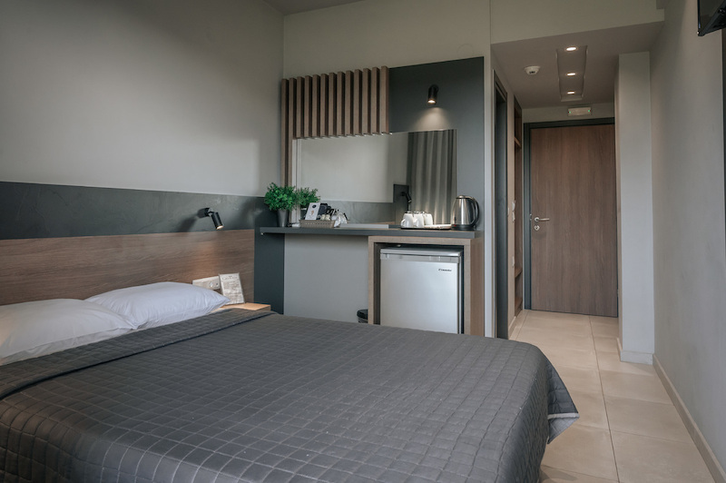 Elizabeth Queen Luxuxy Rooms 11