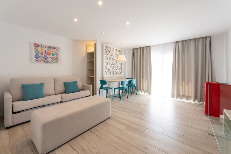 Hotel Club Es Talaial 24