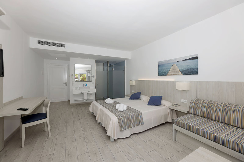 Hotel Club Es Talaial 20