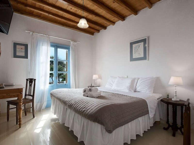 Anerousses Mykonian Traditional Houses 6