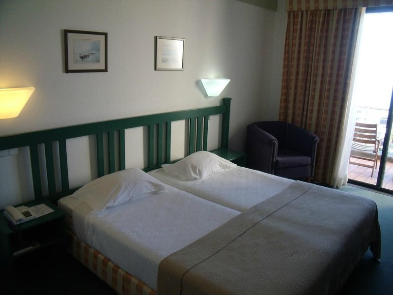 Hotel Escola 12