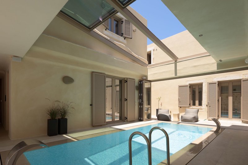 Manili Boutique Suites & Villas 7