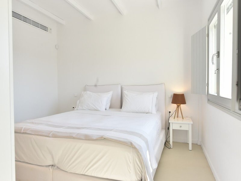 Ambassador Luxury Villas 10