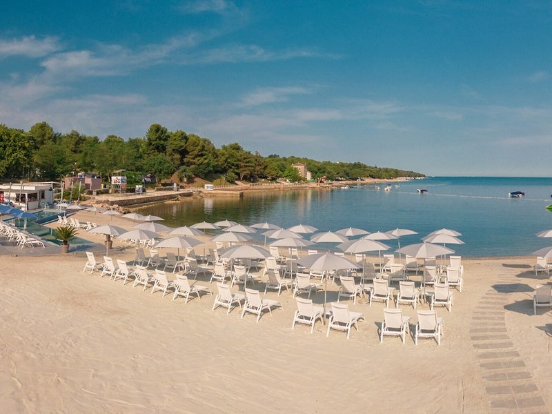 Punto Blu Premium Village