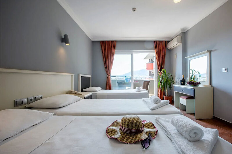 Grand Alisa Hotel 9