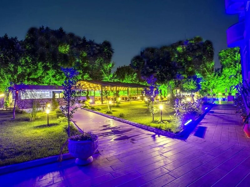 Grand Alisa Hotel 4