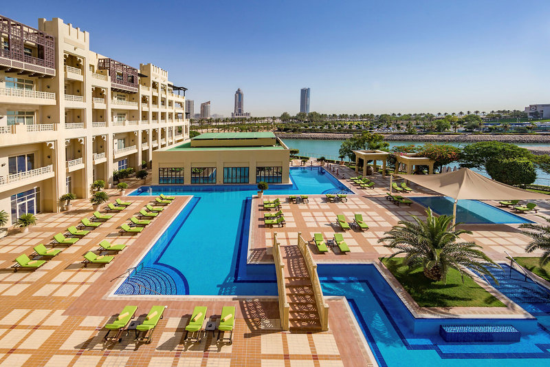 Grand Hyatt Doha Hotel & Villas 10