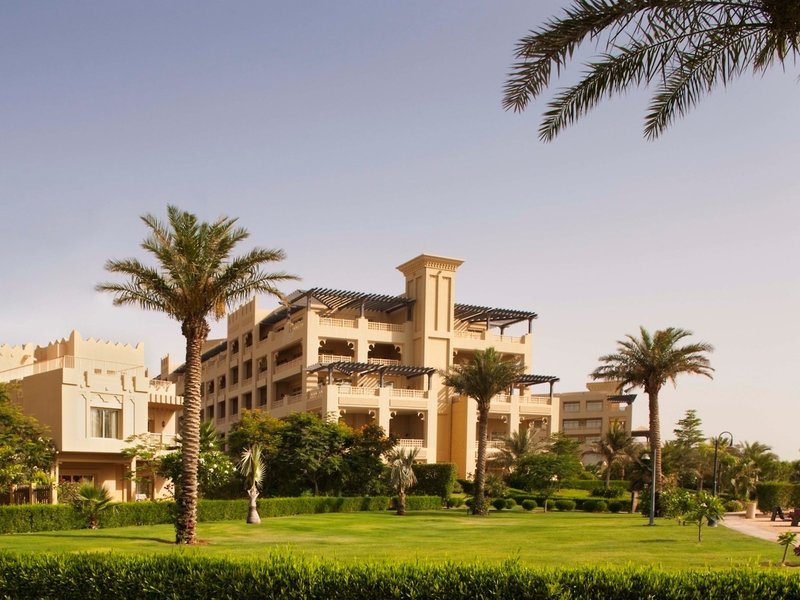 Grand Hyatt Doha Hotel & Villas 11