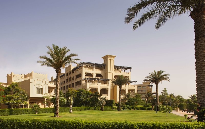 Grand Hyatt Doha Hotel & Villas 9