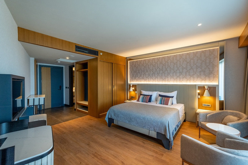 Mylome Luxury Hotel & Resort 5