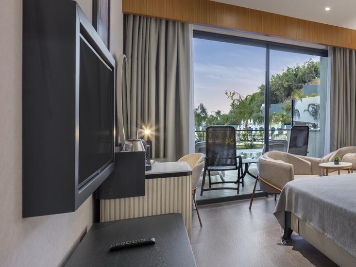 Mylome Luxury Hotel & Resort 9