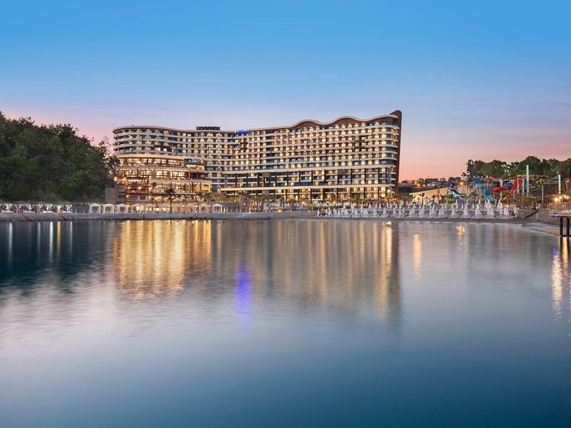 Mylome Luxury Hotel & Resort
