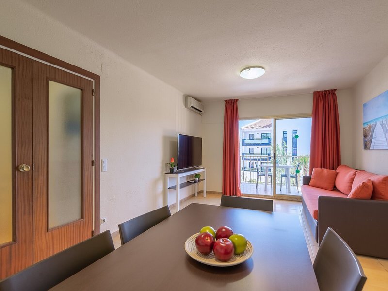 Rentalmar Pins Marina Cambrils 21