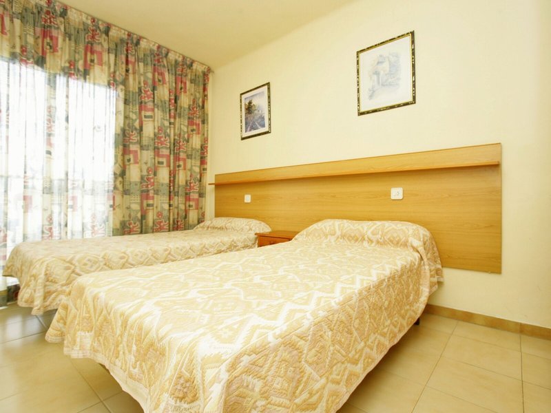 Rentalmar Pins Marina Cambrils 30