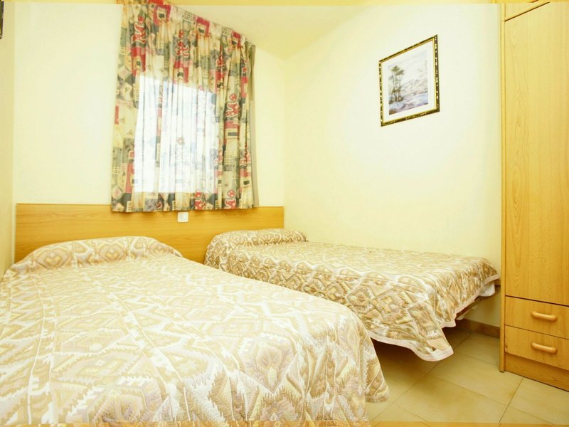 Rentalmar Pins Marina Cambrils 33