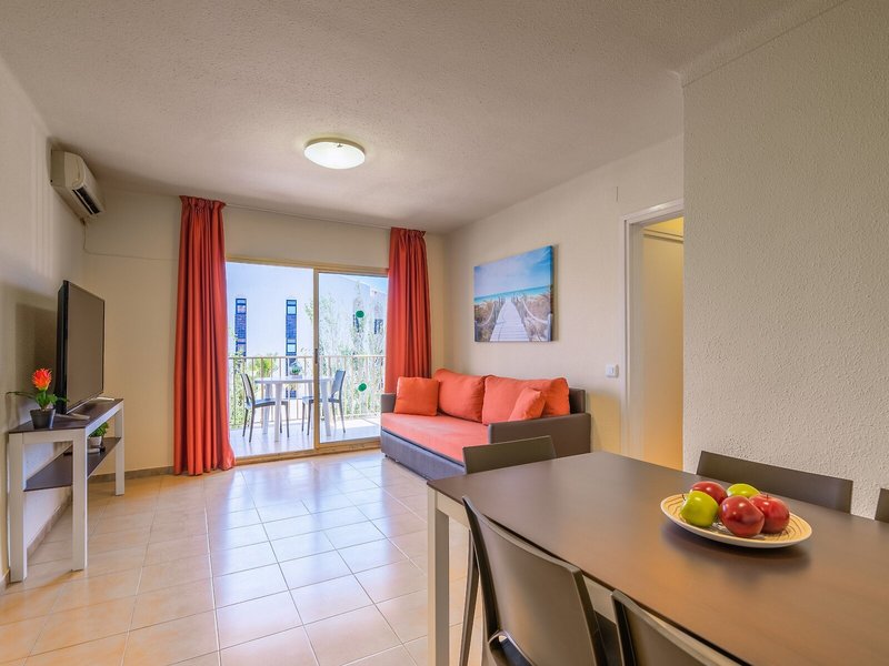 Rentalmar Pins Marina Cambrils 34