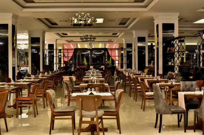 MC Palace Hotel & Spa 5