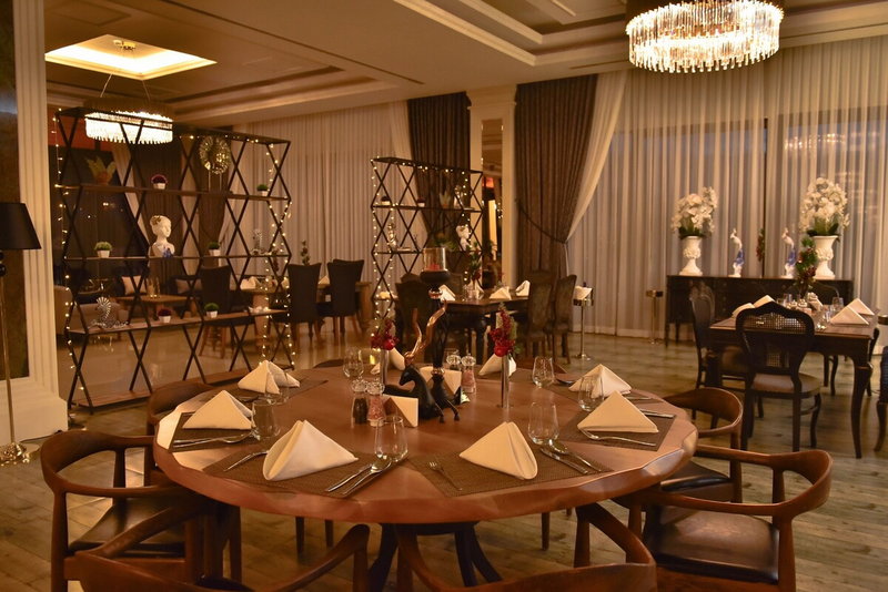 MC Palace Hotel & Spa 7