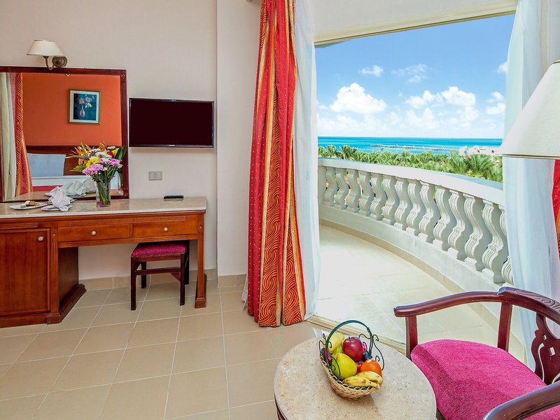 Hawaii Riviera Aqua Park Resort 43