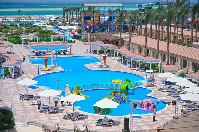 Hawaii Riviera Aqua Park Resort 2