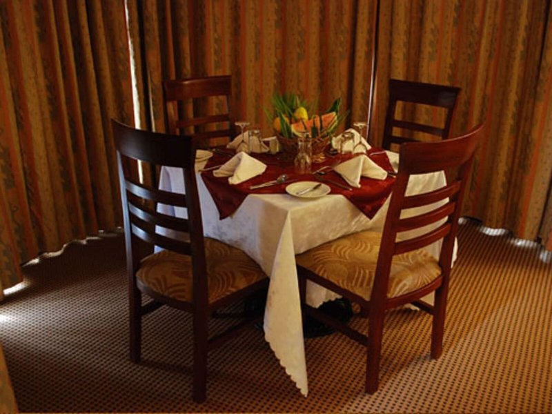 Kibo Palace 24