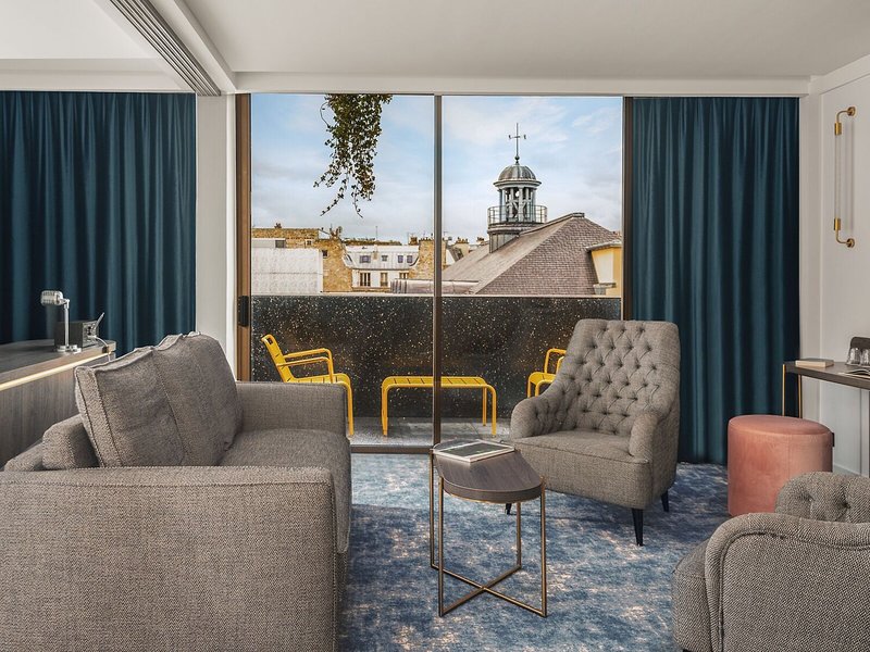Pley Hotel 4