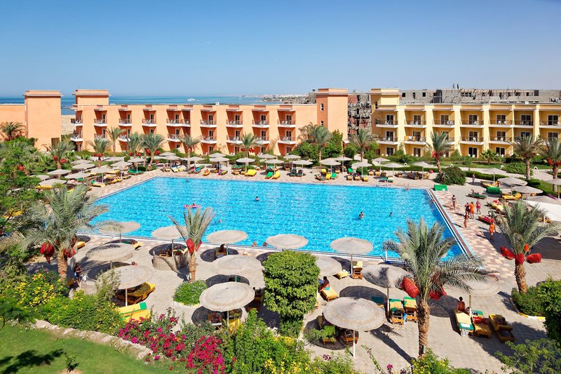 Three Corners Sunny Beach Resort 8