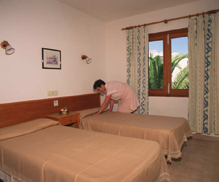 BJ Apartamentos Europa 13