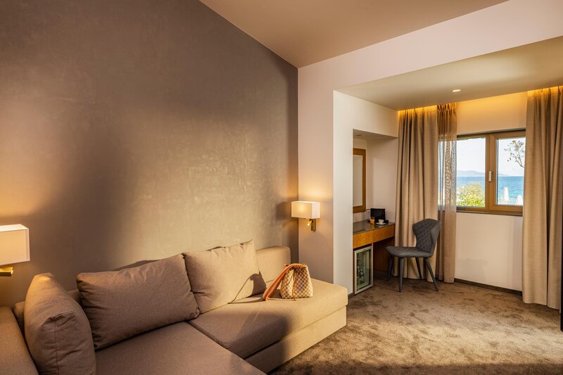 Mount Athos Resort 77