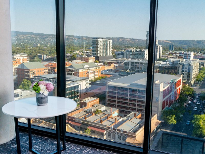 Crowne Plaza Adelaide 1