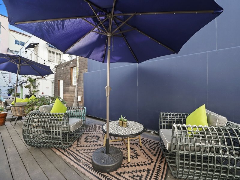 Chesterfield Hotel & Suites 6
