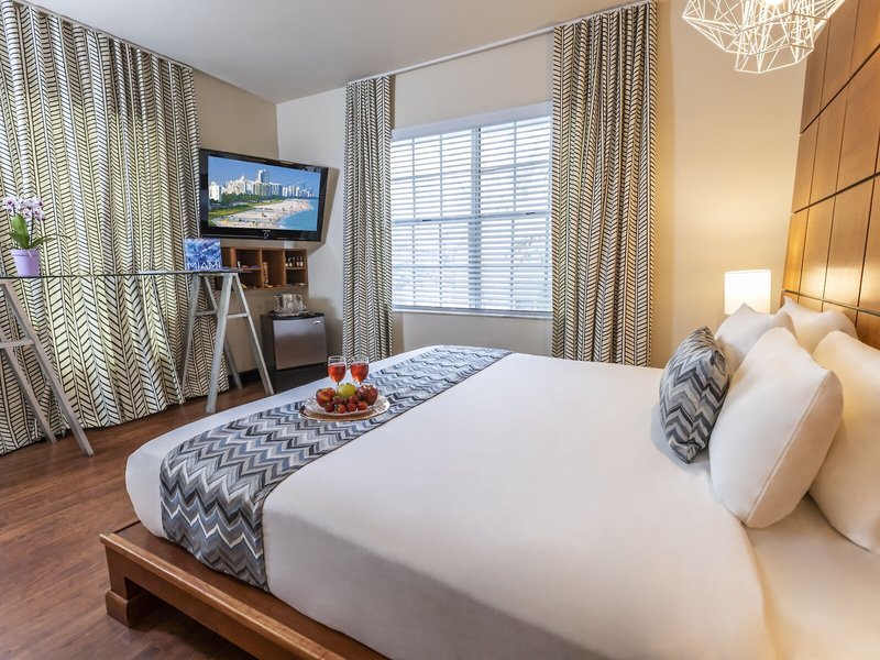 Chesterfield Hotel & Suites 32