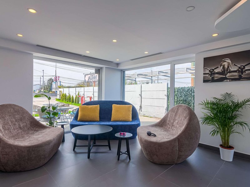 Hotel ibis Styles Bucharest Airport 4 - Lounge / Lobby