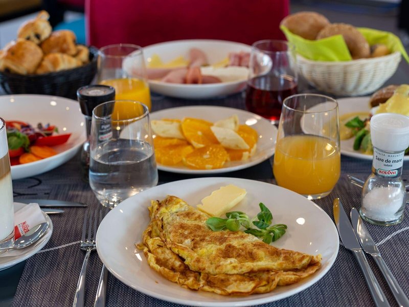 Hotel ibis Styles Bucharest Airport 19 - Restaurant