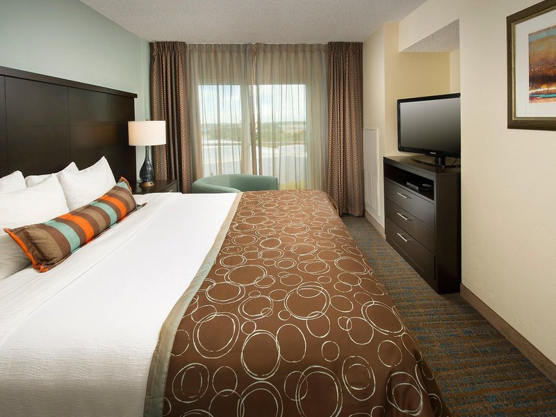 Staybridge Suites Miami Doral Area 33