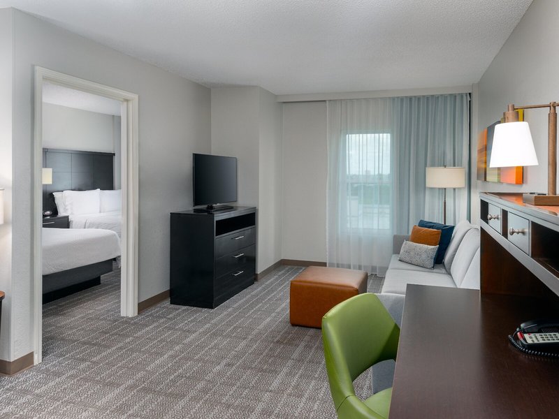 Staybridge Suites Miami Doral Area 40