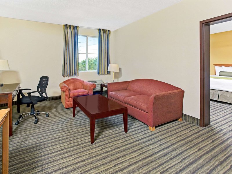 Spark by Hilton Miami Doral 17