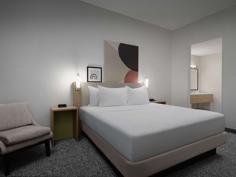 Spark by Hilton Miami Doral 19