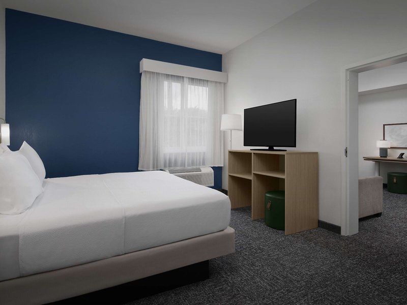Spark by Hilton Miami Doral 21