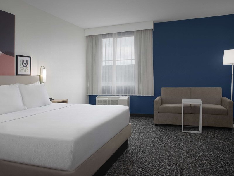 Spark by Hilton Miami Doral 32