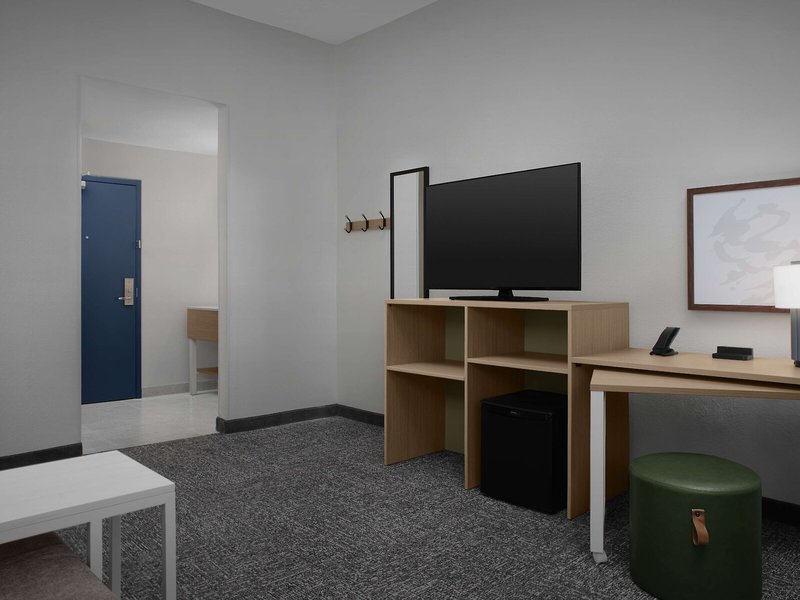 Spark by Hilton Miami Doral 37