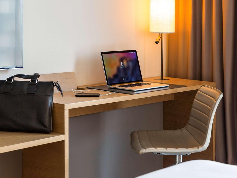 Pullman Basel Europe 11