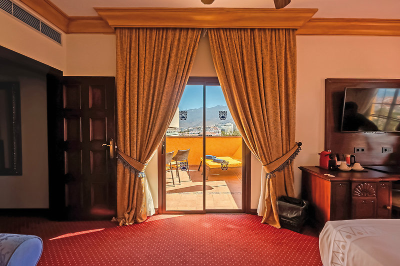 Europe Villa Cortes 10