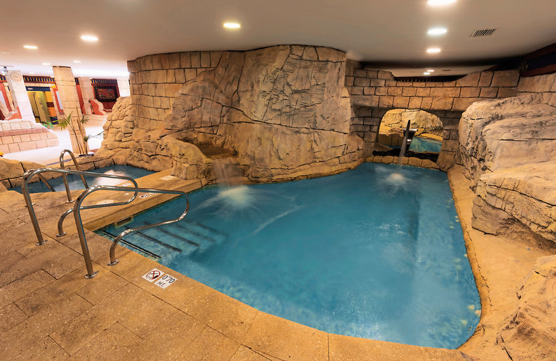 Europe Villa Cortes 34