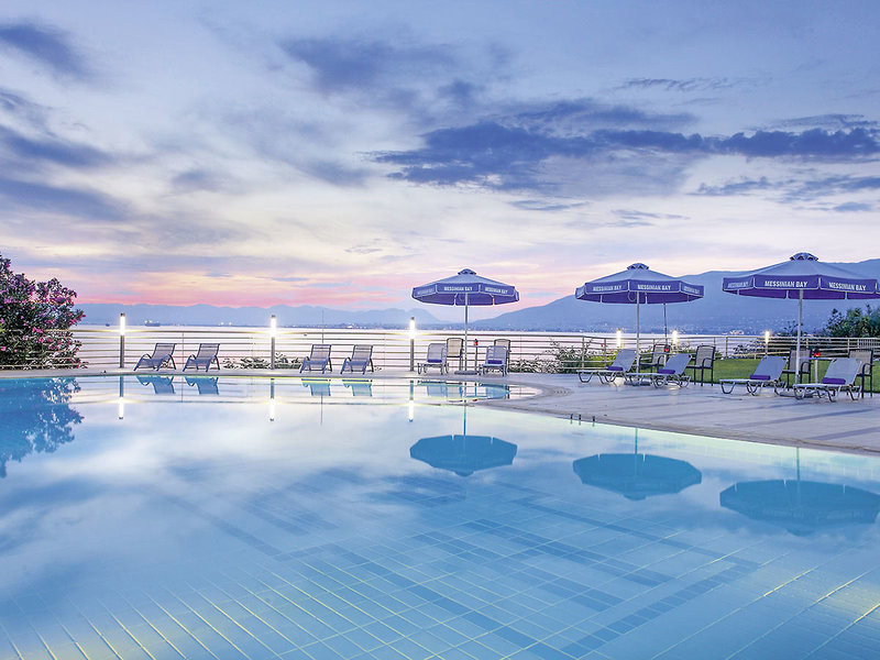 Messinian Bay Hotel 3