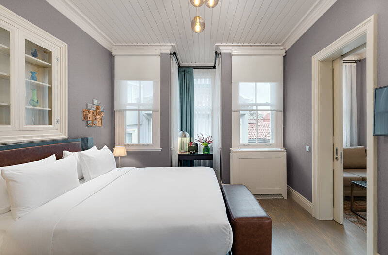Catch Hotel 8