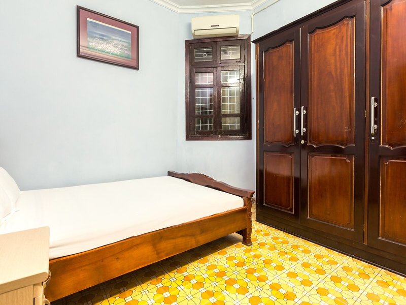 Chikoo Homestay by OYO Rooms 12
